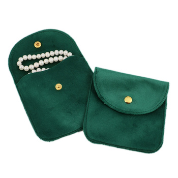 Welurowa torebka kieszonka z zatrzaskiem zielona szmaragdowa 10x10cm