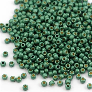 Toho Round 8/0 Permafinish - Matte Galvanized Jade Green [10g]