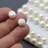 Perła słodkowodna biała do połowy wiercona 9-9,5mm [para]