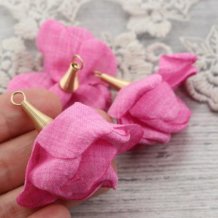 Ozdobny kwiatek w tulejce różowy 50mm