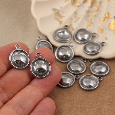 Zawieszka moneta muszla stal szlachetna 15mm