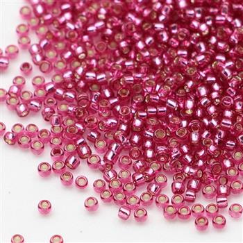 Toho Round 15/0 Silver-Lined Mauve [5g]