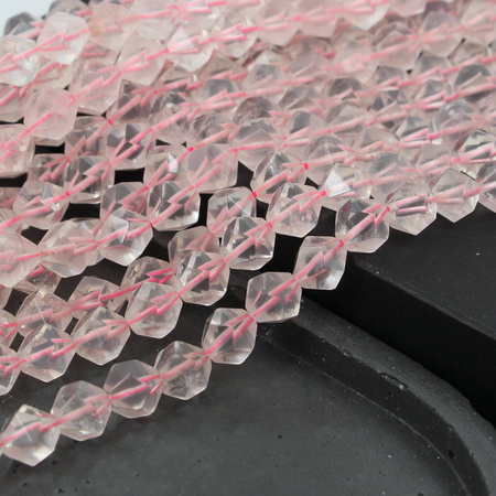 Kwarc różowy kula fasetowana 10mm