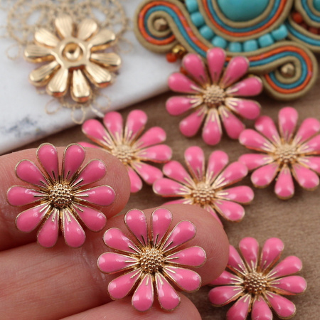 Element ozdobny kwiatek emaliowany różowy 18mm