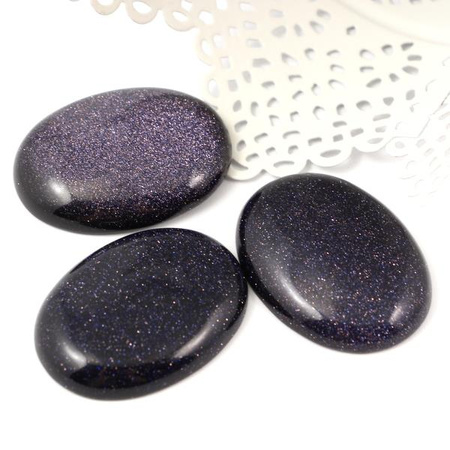 Kaboszon noc kairu owal 40x30mm