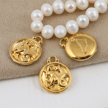 Zawieszka stal szlachetna pozłacana znaki zodiaku Koziorożec 17mm