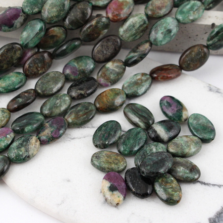 Naturalny szmaragd owal gładki 12x8mm