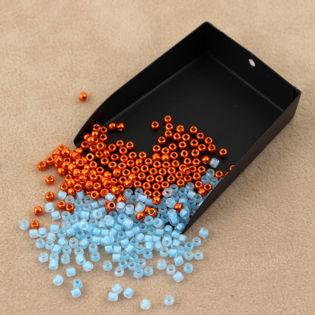 Szufelka do koralików i drobnych elementów czarna 6x5cm