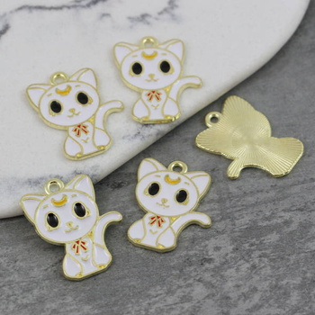 Zawieszka emaliowana biały kotek 23x17mm