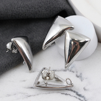 Sztyfty bigle do kolczyków stal szlachetna trójkątne 19x13mm [para]