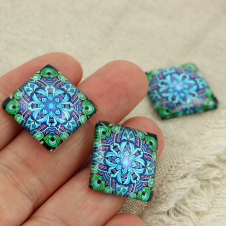 Kaboszon szklany z grafiką niebieska mozaika kwadrat 20mm