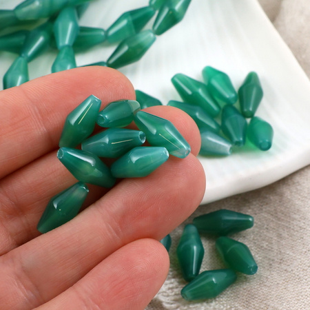 Agat zielony wrzeciono gładkie 14x6mm