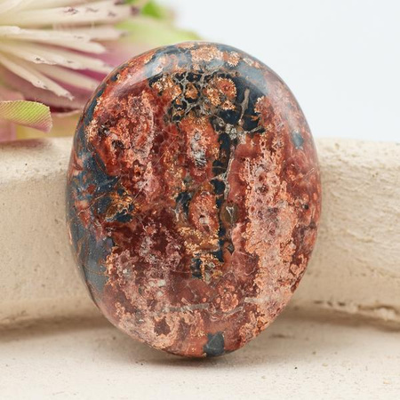 Kaboszon owal jaspis leopardzi 28x22x6mm