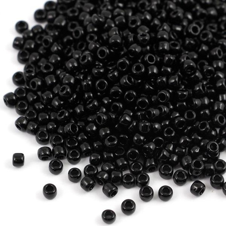 Toho Round 6/0 Opaque Jet [10g]