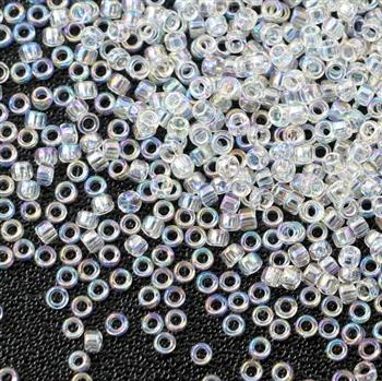 Toho Round 15/0 Transparent-Rainbow Crystal [5g]