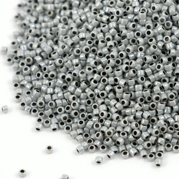 Toho Round 15/0 Inside-Color Opaque Gray/Black-Lined [5g]