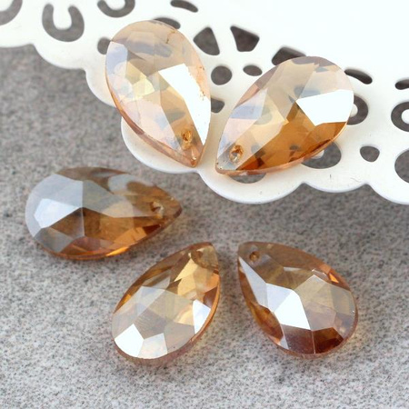 Kryształek szklany łezka fasetowana szampańska luster 22x13mm