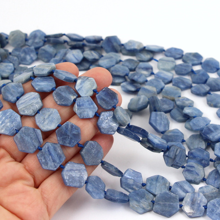 Kyanit sześciokąt 13x4mm