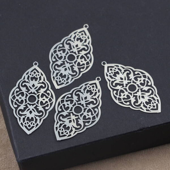 Baza ażurowa stal szlachetna srebrna 43x25mm