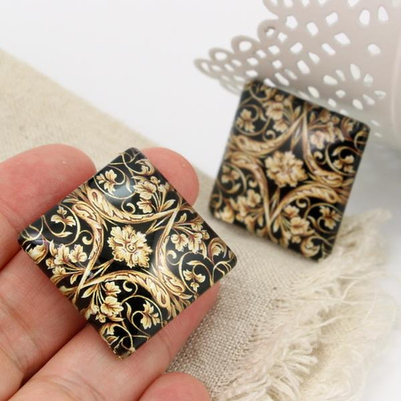 Kaboszon szklany z grafiką baroque kwadrat 30mm