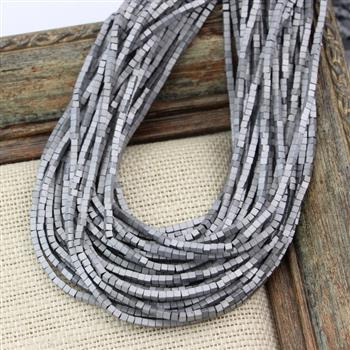 Hematyt srebrny MAT kostka 2mm [sznur 40cm]