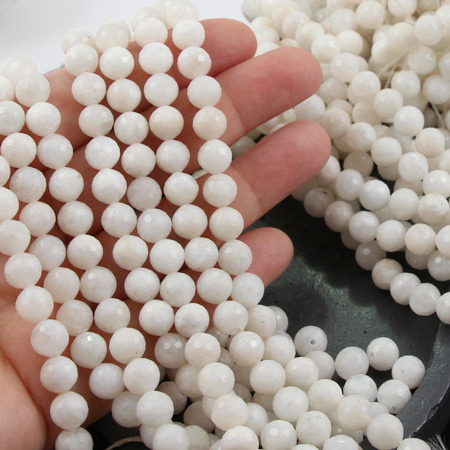 Kamień księżycowy kula fasetowana 8mm