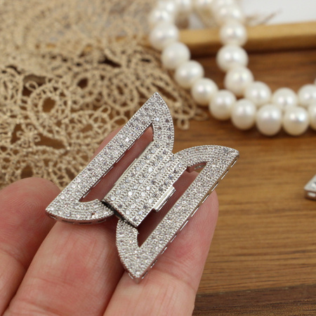 Zapięcie metalowe z cyrkoniami srebrne HQ 35x24mm