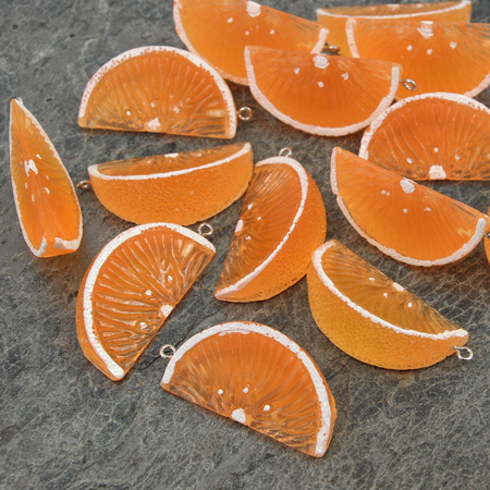 Akrylowa zawieszka pomarańcza 40x22mm