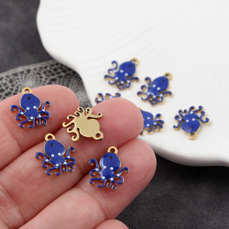 Zawieszka emaliowana stal szlachetna pozłacana ośmiornica granatowa 13x12mm