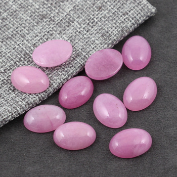 Kaboszon jadeit różowy owal 18x13mm