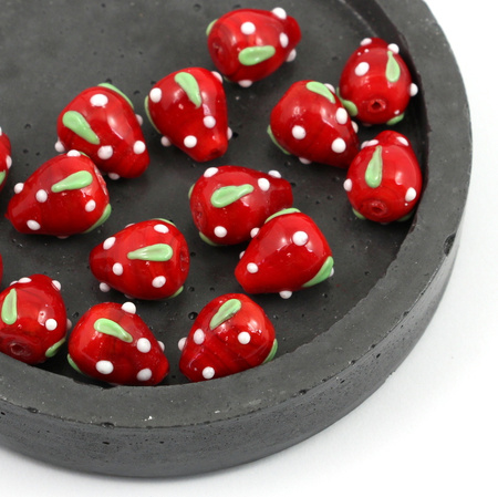 Koralik szklany truskawka 15x11mm