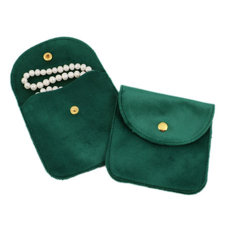 Welurowa torebka kieszonka z zatrzaskiem zielona szmaragdowa 10x10cm