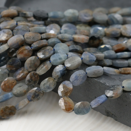 Szafir owal fasetowany 8x6mm [8szt]