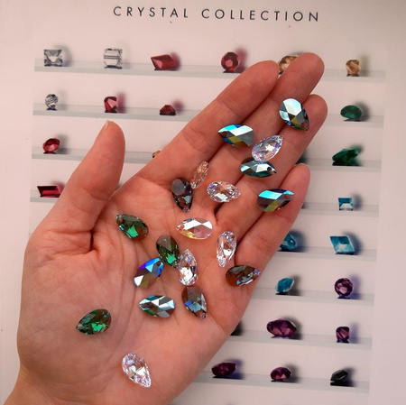 6106 Swarovski Pear-shaped Pendant 16x9mm Erinite Shimmer