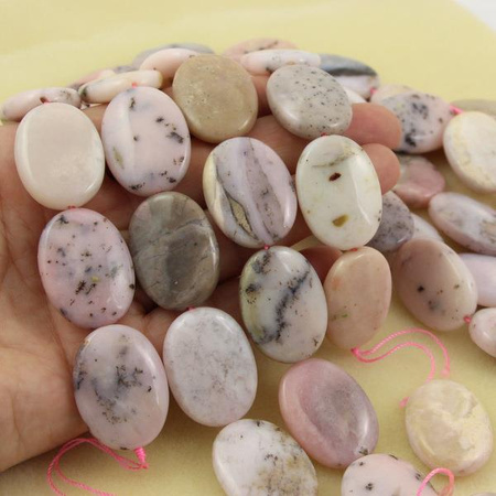 Opal peruwiański owal 30x22mm