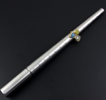 Rygiel stalowy okrągły z nutą do kształtowania obrączek