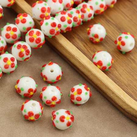 Koralik szklany w kwiatki biały 13x12mm