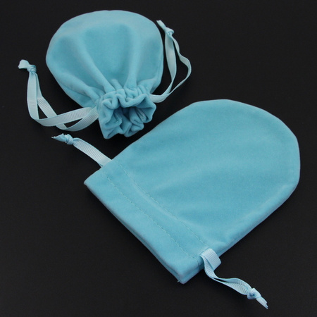 Sakiewka z weluru turkusowa 12x10cm