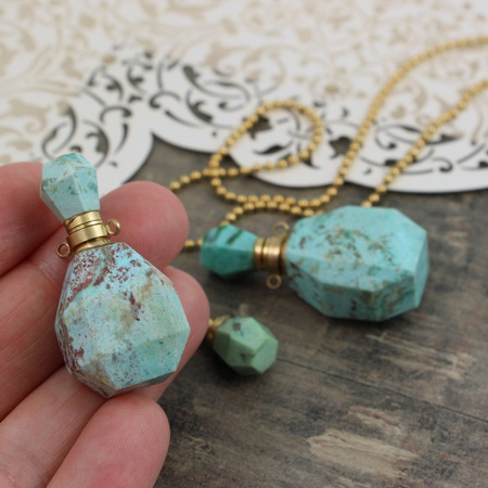 Turkus afrykański zawieszka perfumetka z odkręcanym korkiem 38x20mm