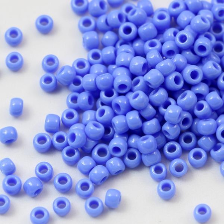 Toho Round 8/0 Opaque Periwinkle [10g]