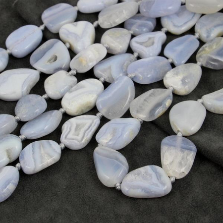 Chalcedon plastry 20x16mm