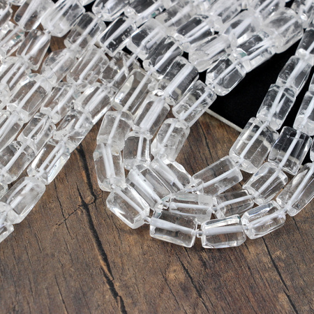 Kryształ górski nieregularny wałek 15x10mm