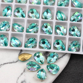 Kaboszon kryształowy łezka multikolor zielony 10x7mm [2szt]