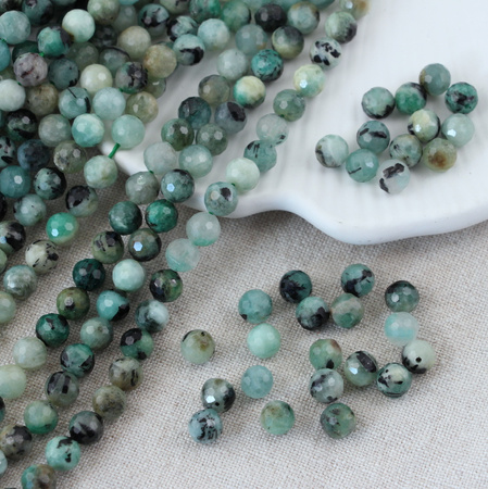 Kyanit zielony kula fasetowana 7mm