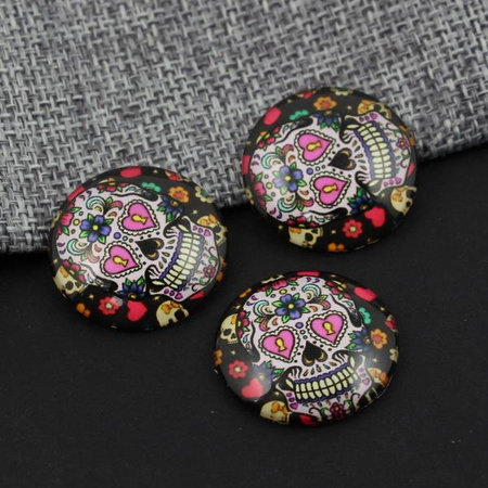 Kaboszon szklany z grafiką moneta czaszka 25mm