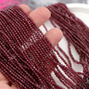 Granat kula fasetowana 2mm [sznur 39cm]