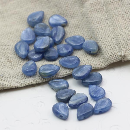 Kyanit łezka 10x7mm