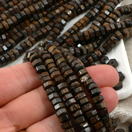 Bronzyt dysk sześciokątny fasetowany 6x3,5mm