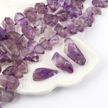 Ametyst bryłka 25x13mm