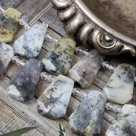 Opal dendrytowy zawieszka trapez 30x20mm